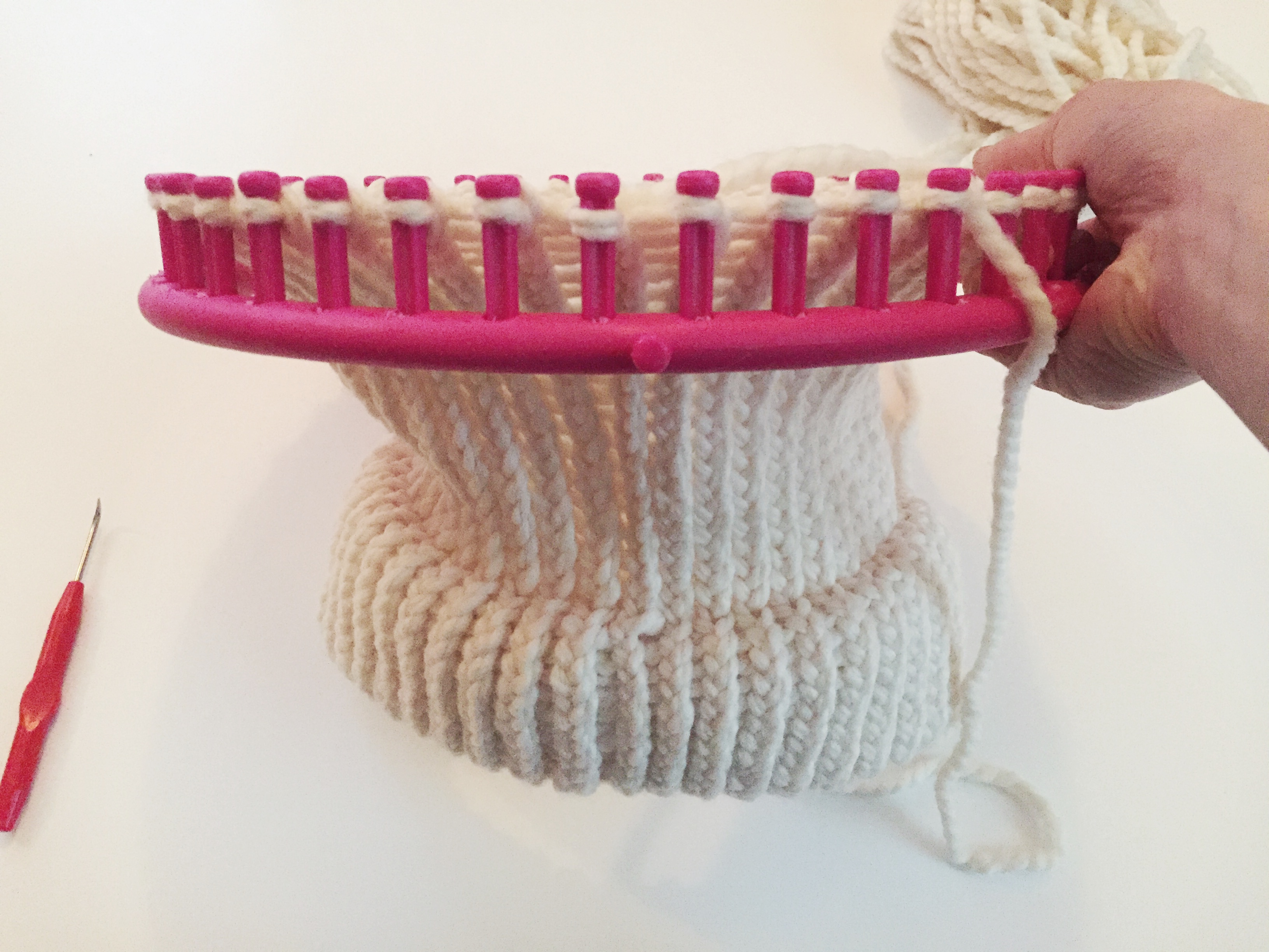 Learn To Loom Knit Double Brim Beanie Tutorial Em S Fiber