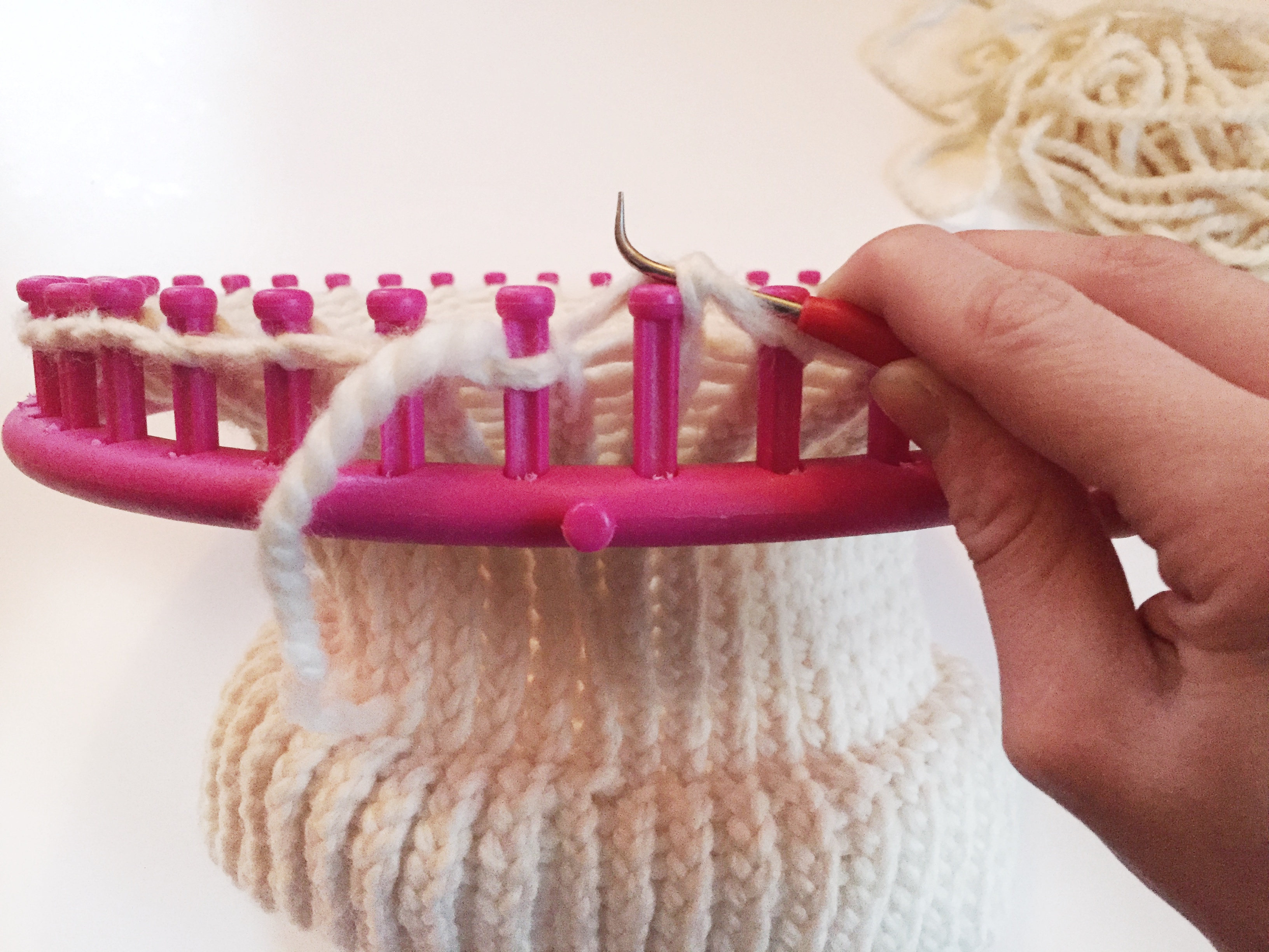 Learn To Loom Knit: Double Brim Beanie Tutorial | Em's Fiber Arts